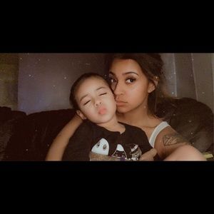 Meet your Posher, Janelle